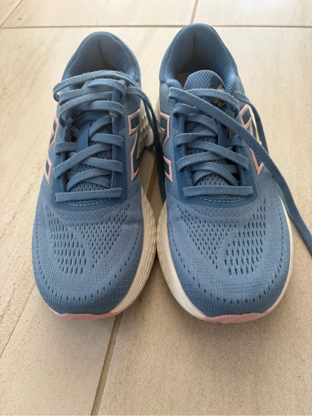 New Blance EVOZ Women's Running Sneakers size 5.5
